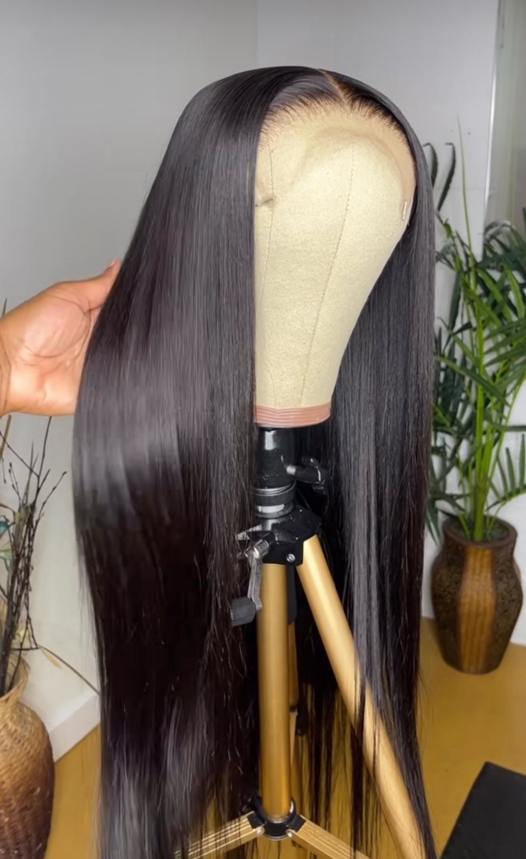 24” 6x6 Lace Closure Straight Wig